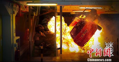 ���ճǡ���ս�ؼ��ع������������ʩչ�ɳ�����