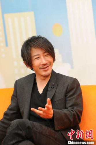 刘谦下月当爹 "消失"两年事业家庭双丰收