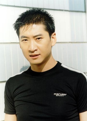 周杰酒驾赌博等负面新闻缠身感慨:做人失败(图)