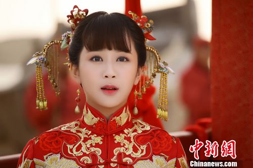 杨紫忆《大秧歌》出嫁戏份:当新娘感觉很奇妙