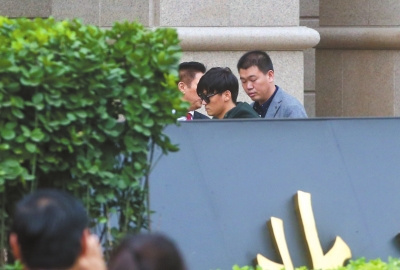 王宝强离婚案举行庭前会议:双方提交相关证据