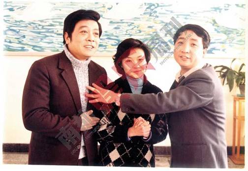 赵忠祥再谈饶颖:欢迎狗仔来拍我裸体(组图)(2)