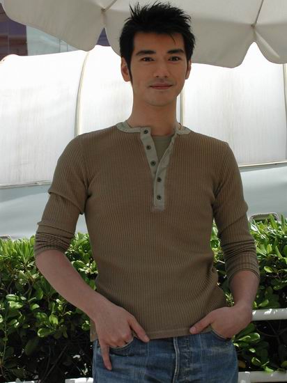 "演艺圈外星人"金城武:帅是男人最单薄的符号(3)