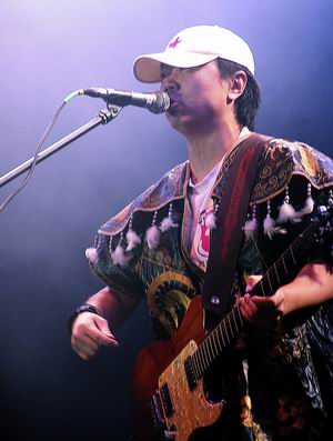 崔健:我是那个时期最幸运的人 有时觉得后生可畏