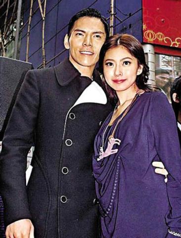 阿娇短信攻势狂追富家少爷被讽写英文看不懂图