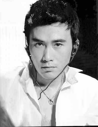 柳云龙自导自演谍战影片《东风.雨》获1亿投资