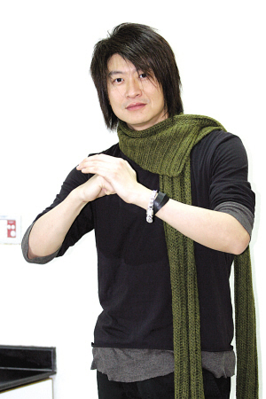 游鸿明对妻子一见钟情 曾用情歌展开追求(图)