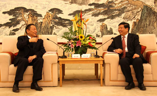 山东省长会见新加坡华商陈江和 为侨企发展添劲