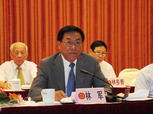 林军勉励侨联组织参与社会管理 做好侨界群众工作