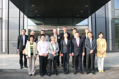 ɽ���Ȱ�ʢ��Ӣ�����������ҵ��Э���³