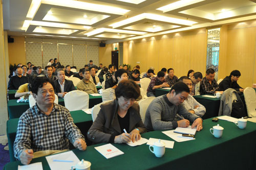 �����������ͷ�������ǿ�����Ⱦ�����άȨ����