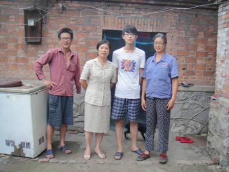 安徽淮北市侨联会同有关部门走访贫困学子