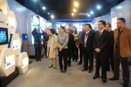 ��������ҵ�ȳ��С��ɹ���˶Ϊ�ȷ����䵽ʵ��