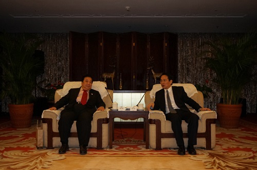 ̷���ǻ�����ɱ�����û��ż���ǿ��������