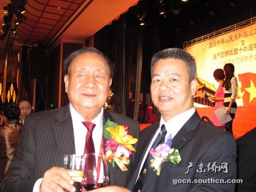 ���Ȱ��Ա��ϯ���Ž���ͬ�����ף�ع�������