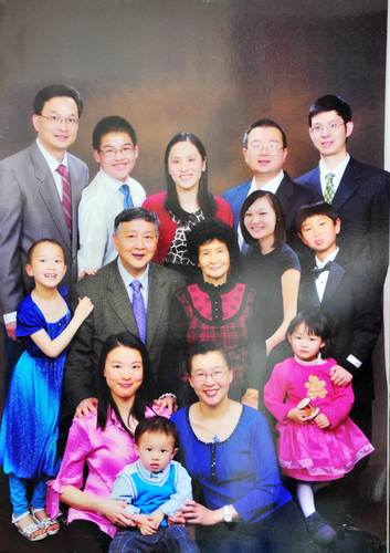 "侨界杰出人物"吴新涛:甘愿为桥 不负此生